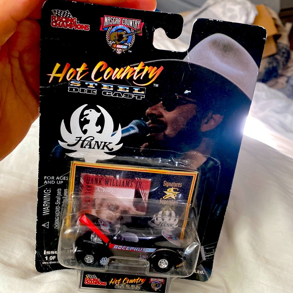 1998 racing champions hot country hank Williams car 15